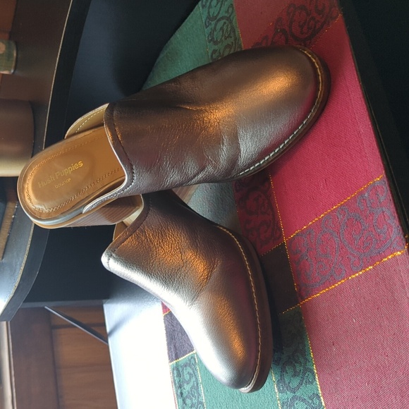 Hush Puppies Hannah Mule slide on silver Women's 7.5 W stylish NEW NWB - Picture 2 of 10